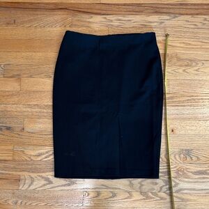 Black pencil skirt stretch size 6 excellent condition